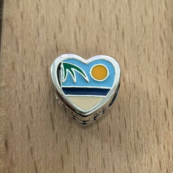 Pandora Jewelry - Pandora PUNTA CANA Exclusive Travel Heart Charm Pendant, S925 Silver Bracelets